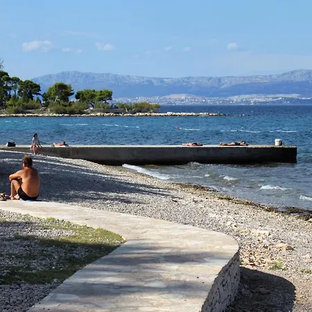 By The Sea Supetar, Brac - 19049 Гостевой дом 3*