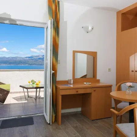 By The Sea Supetar, Brac - 19049 Guest house *